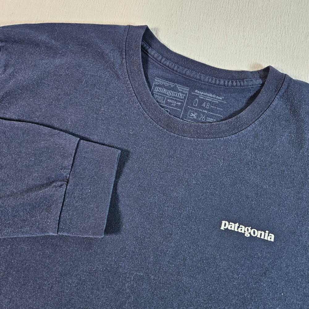 Patagonia Responsibili-Tee Mens XXL Navy Blue Long Sleeve P-6 Logo Graphic Shirt